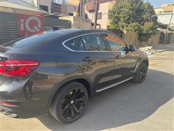 بی ئێم دەبڵیو X6